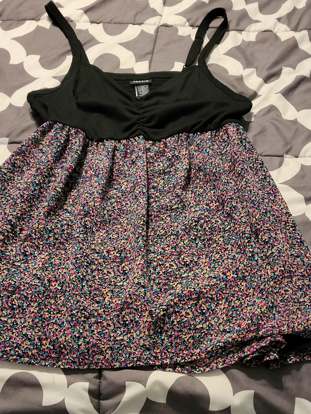 torrid Size 0 Black Floral Smocked Bust Tank Top Plus Size New